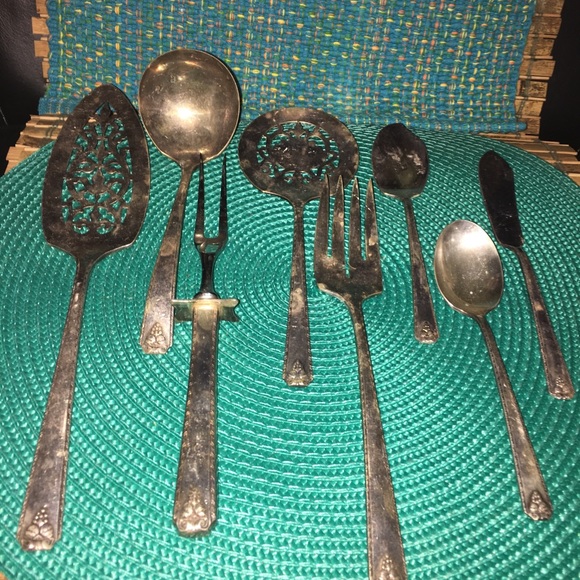 oneida Other - 1945 Silver Set